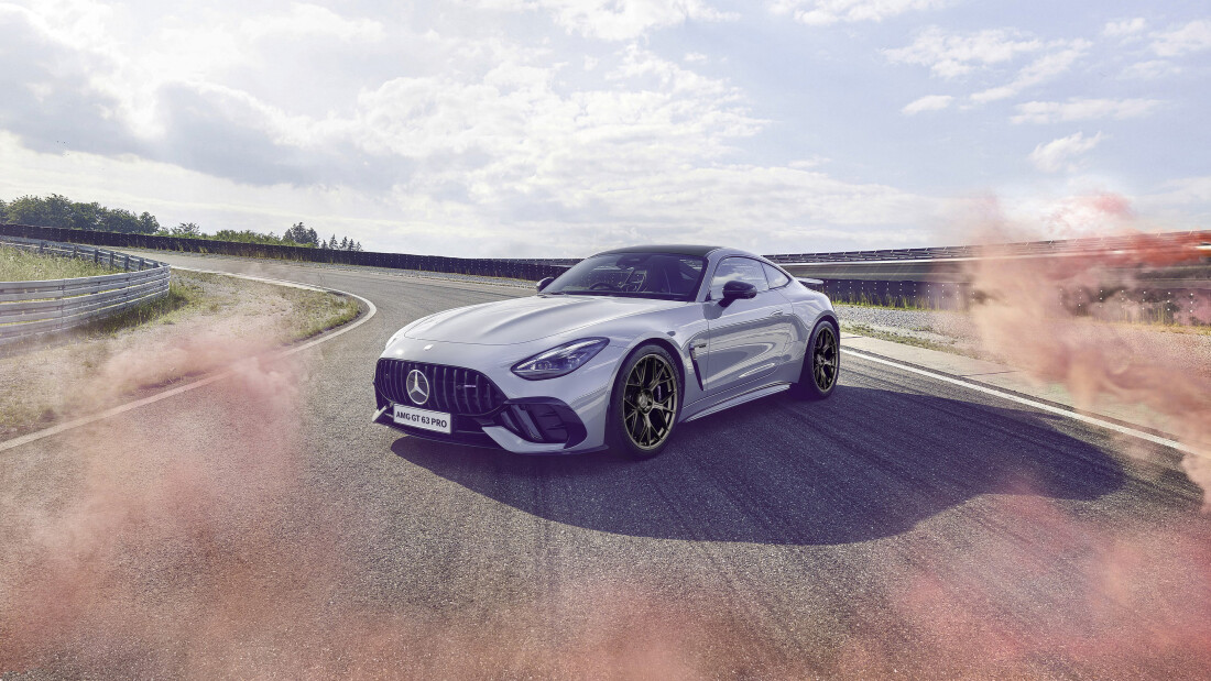 Mercedes-AMG-GT-63-PRO-4MATIC+-Coupé-(1).jpg