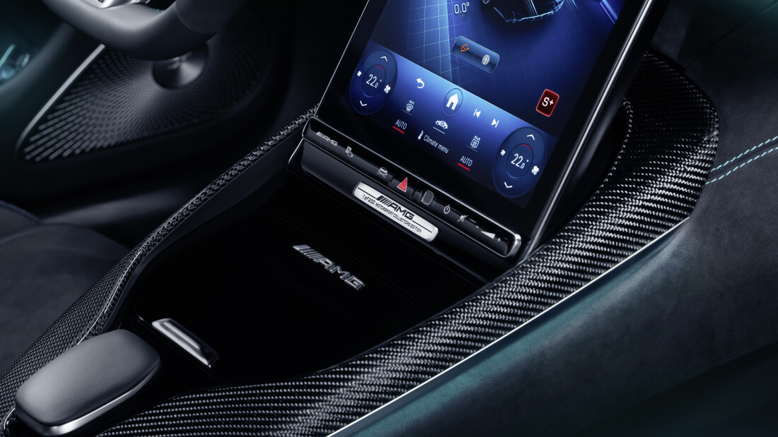Mercedes-AMG-GT-63-PRO-4MATIC+-Coupé-Motorsport-Collectors-Edition-(4).jpg