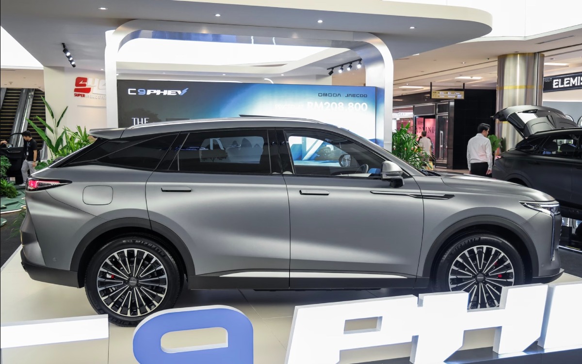 Omoda C9 PHEV 5