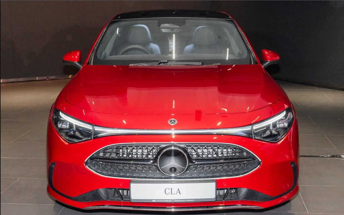 Mercedes-Benz CLA 200 5