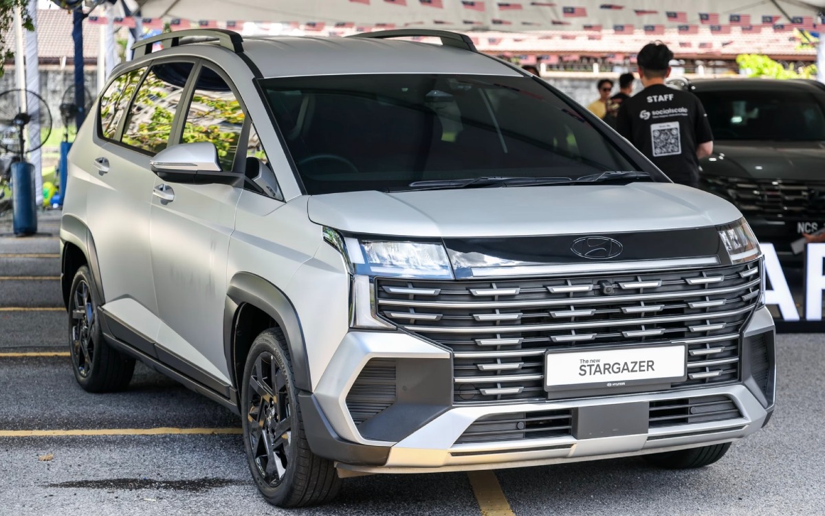 Hyundai Stargazer 2