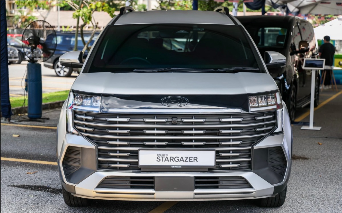 Hyundai Stargazer 5