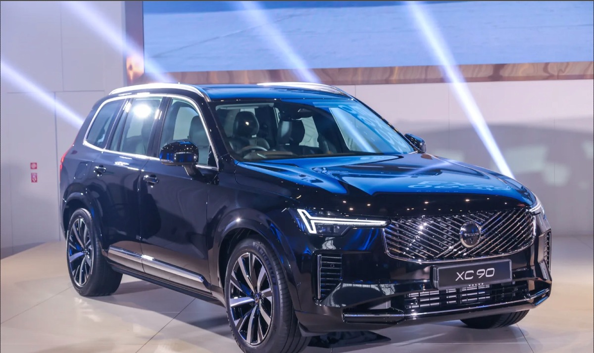 Volvo XC90 PHEV 1