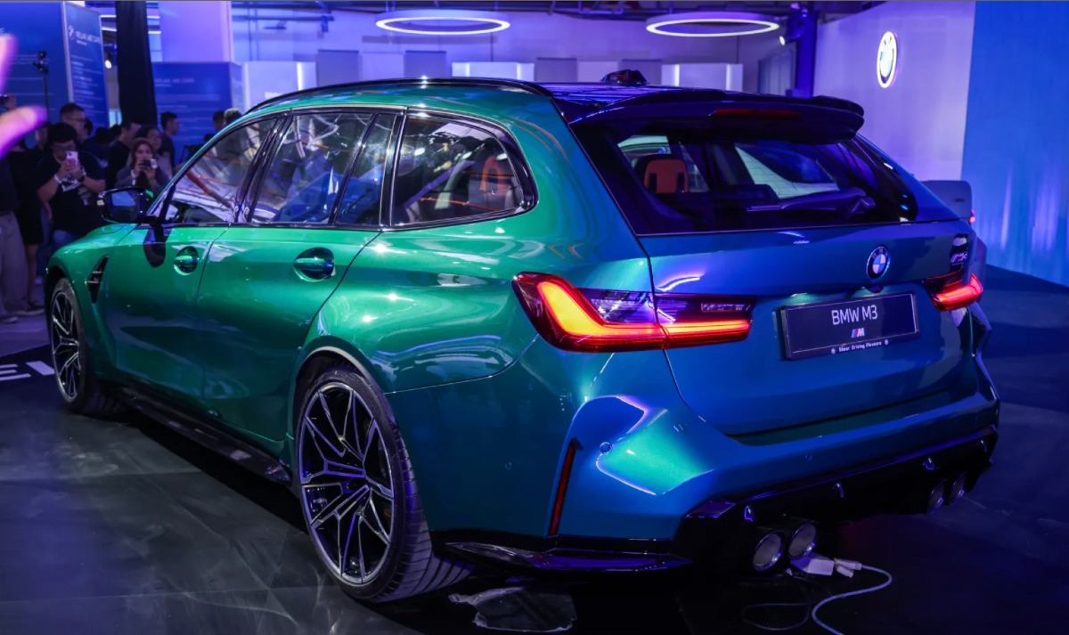 BMW M3 Touring 5