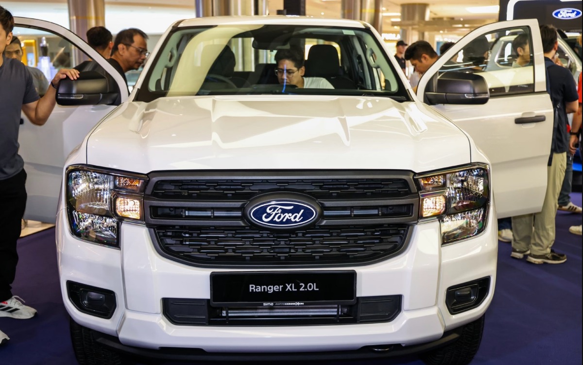Ford Ranger XL 2
