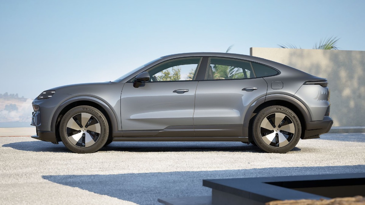 Porsche Cayenne Coupe Electric 3