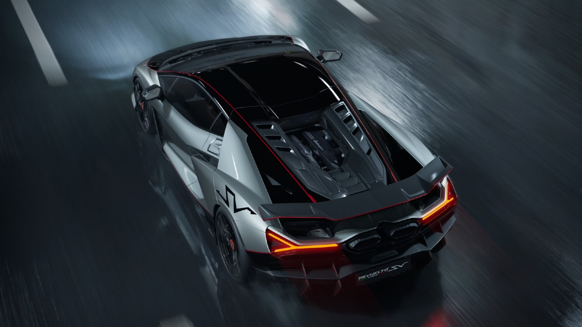 Lamborghini Revuelto 3