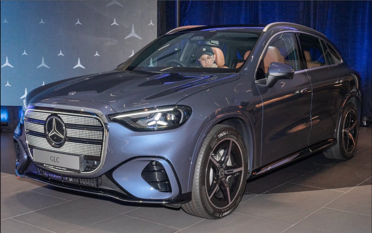 Mercedes-Benz GLC 300 2