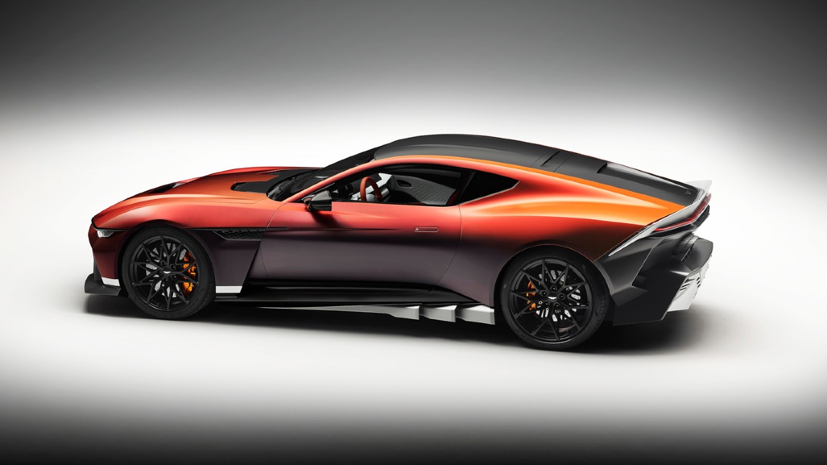 Aston Martin Valen 4