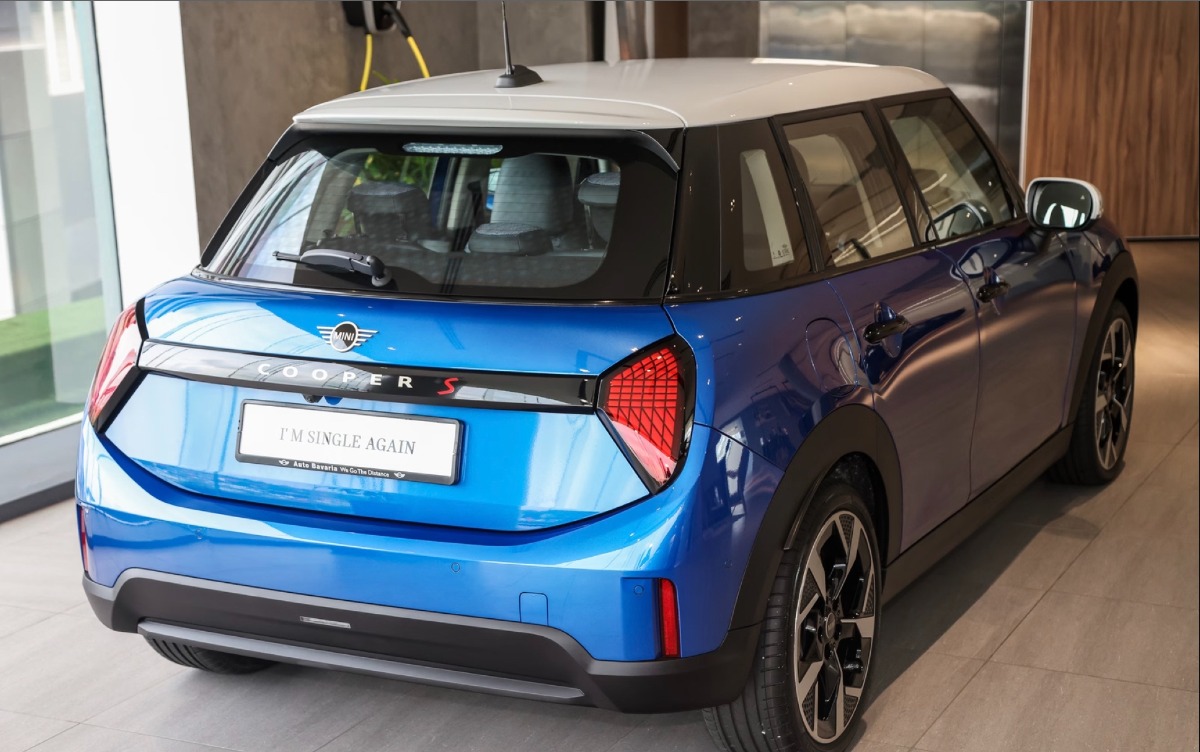 MINI 5 Door 4