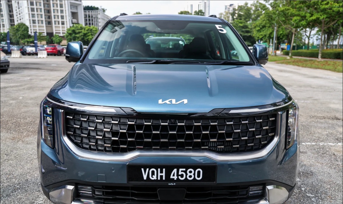 Kia Carnival