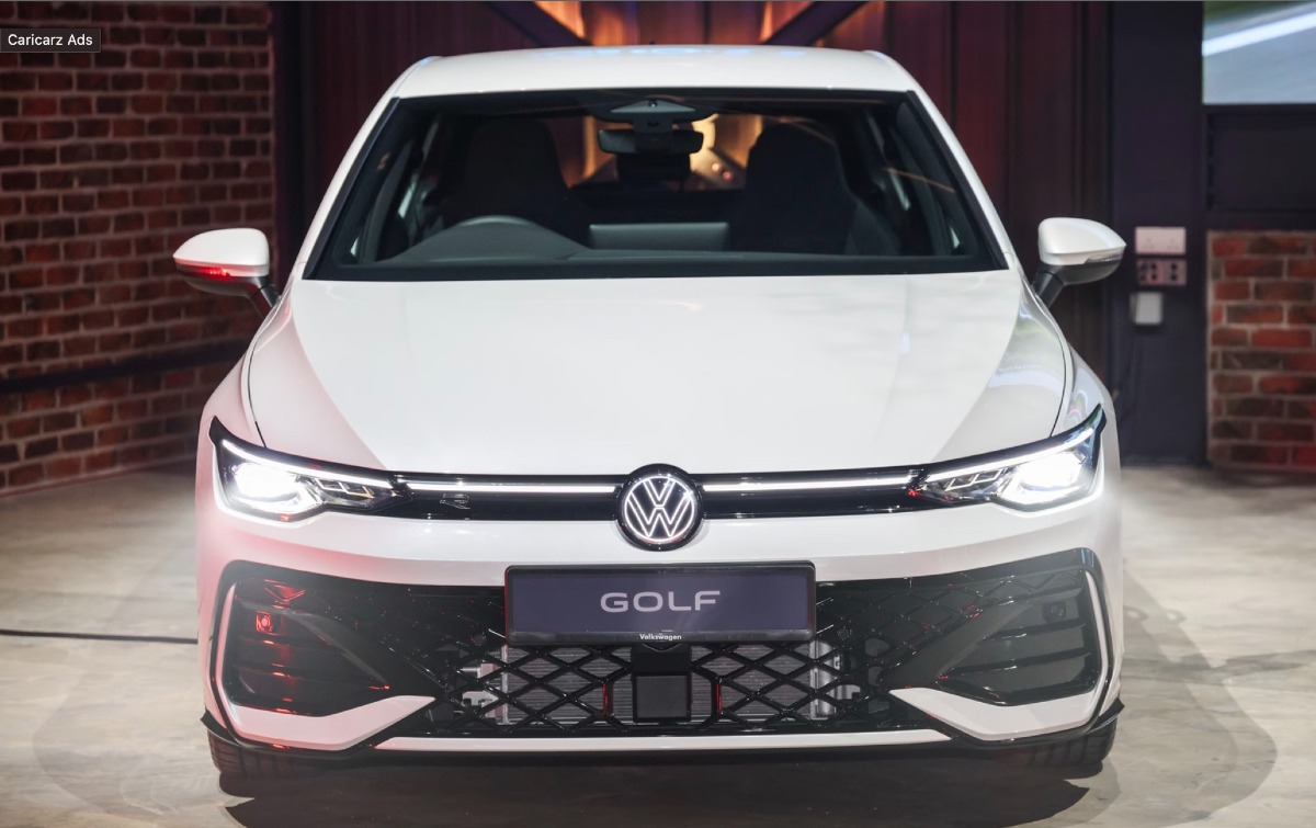 Volkswagen Golf R-Line 2
