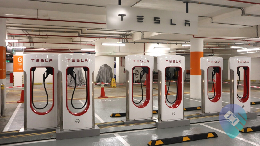 Tesla-SC-roll-out-(4).jpg