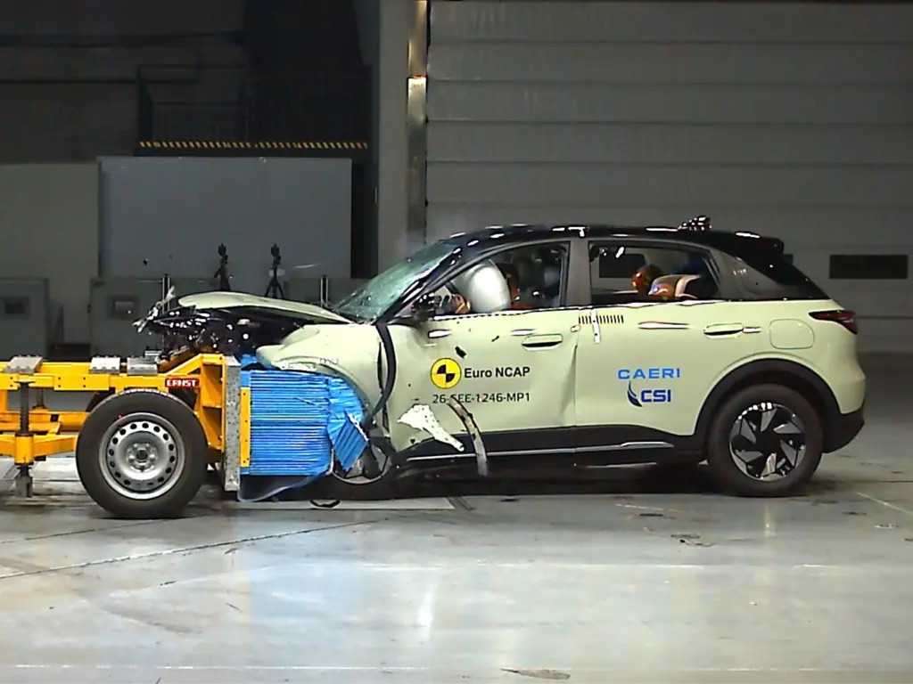 Geely-EX2-Safety-Test-1.jpeg