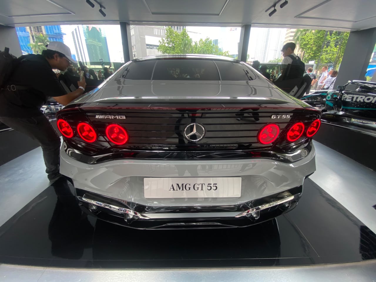 Merc-AMG-GT-55-2.jpeg