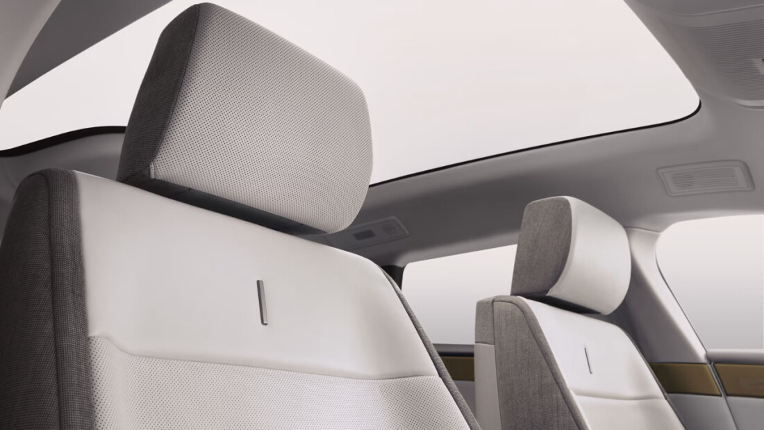 Jaguar-01-EV-Sedan-Electric-Interior-8.png
