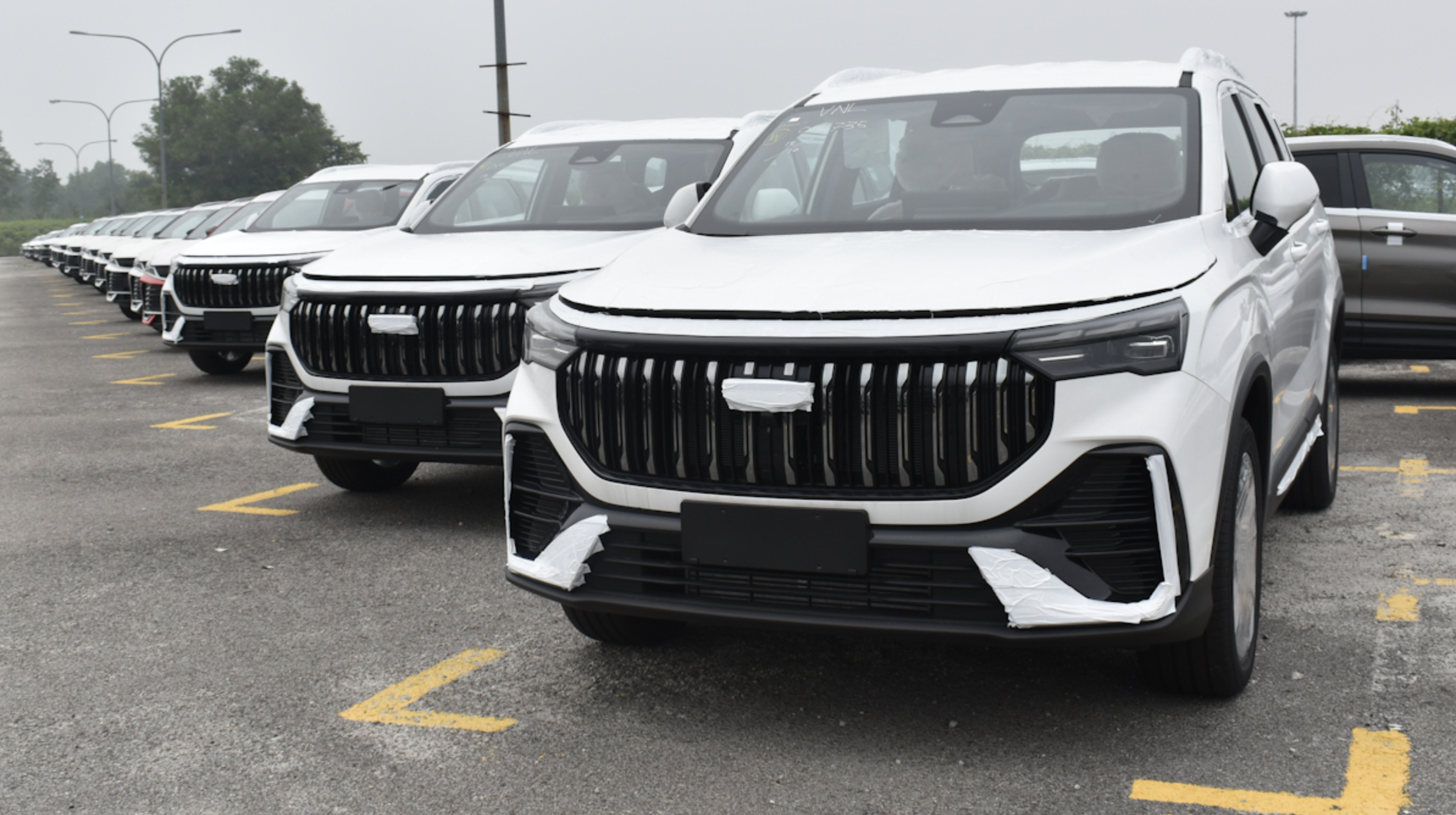 geely-okavango-lhd-proton-1.png