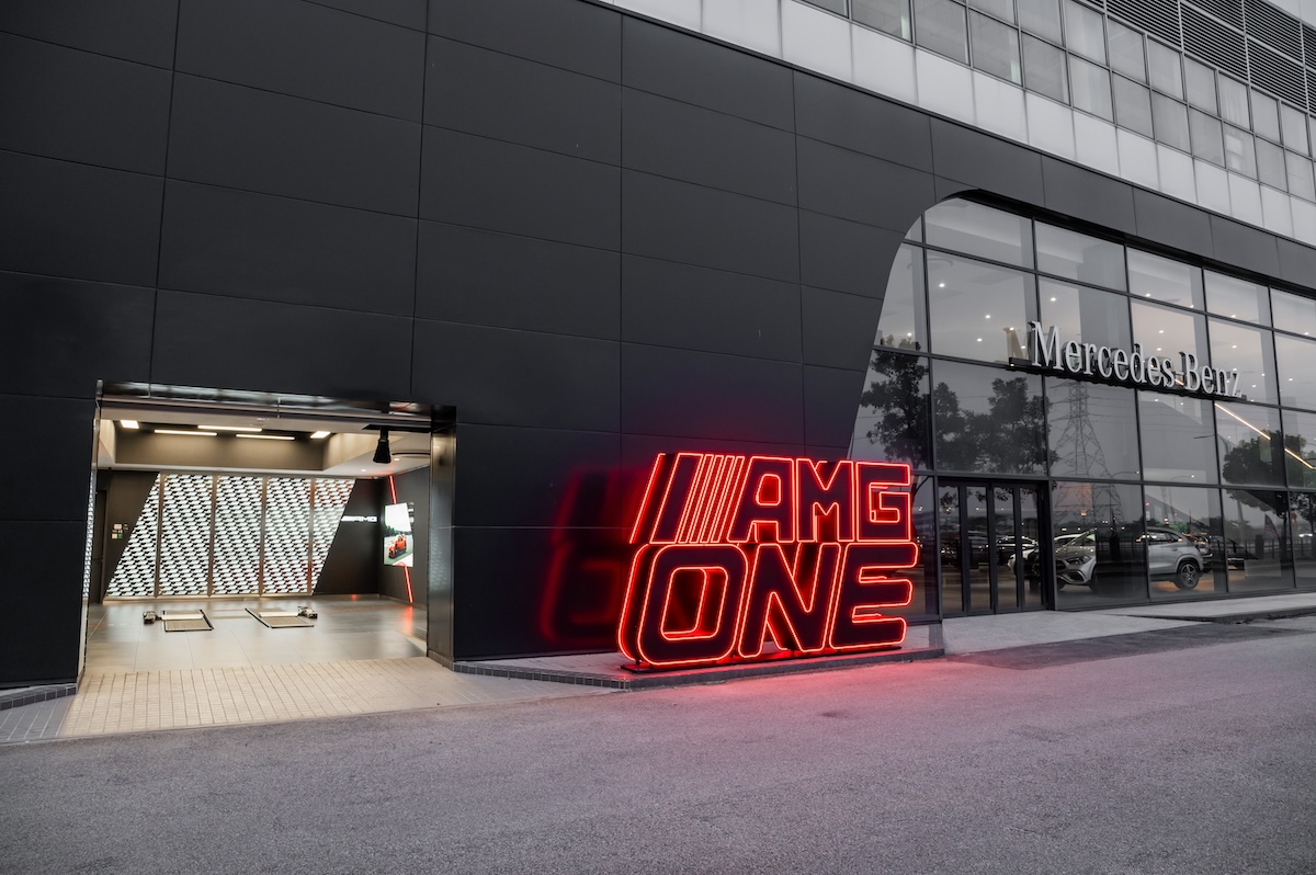 AMG-ONE-Service-Hub-(2).jpg